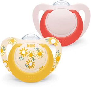 NUK Star Baby Dummy | 6-18 meses | Chupetes de silicona sin BPA | Flores amarillas | 2 unidades
