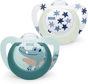 NUK Star Baby Dummy | 6-18 meses | Chupetes de día y noche | Silicona sin BPA | Cocodrilo verde | 2 unidades
